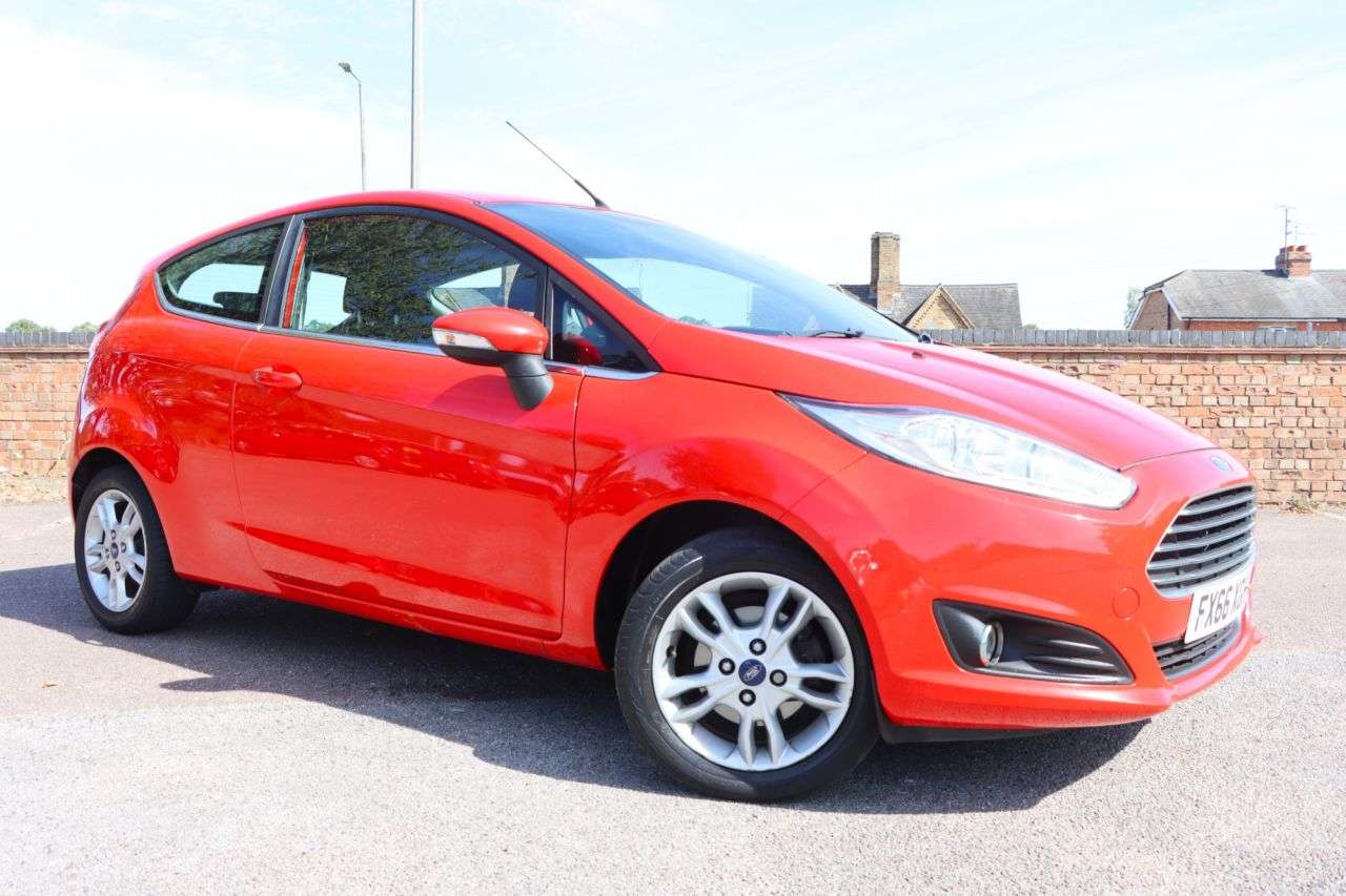 A 2016 FORD FIESTA 1.25 Zetec Hatchback 3dr Petrol Manual Euro 6 (82 ps) Just Serviced Ready t A 2016 FORD FIESTA 1.25 Zetec Hatchback 3dr Petrol Manual Euro 6 (82 ps) Just Serviced Ready t