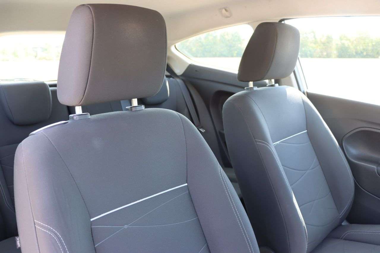2015 FORD FIESTA 2015 FORD FIESTA