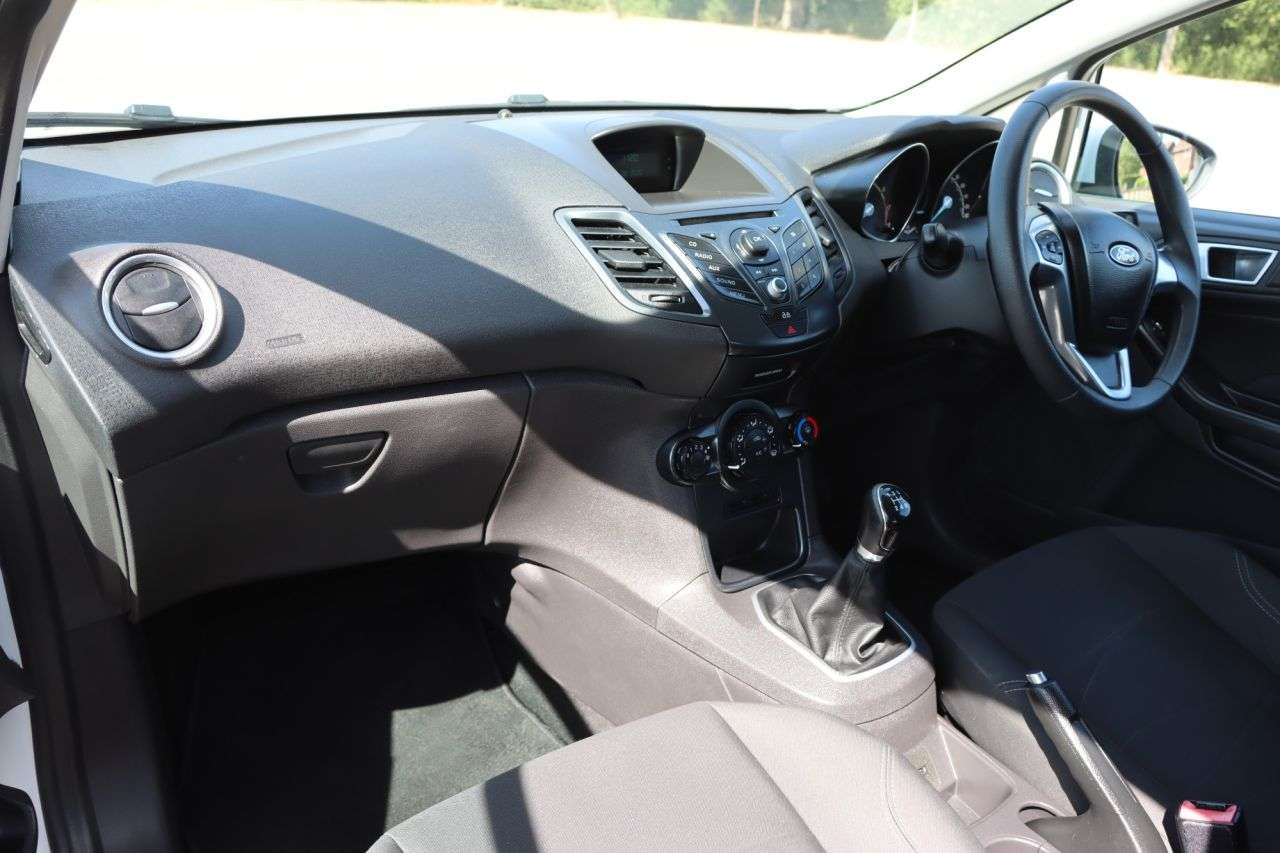 2015 FORD FIESTA 2015 FORD FIESTA