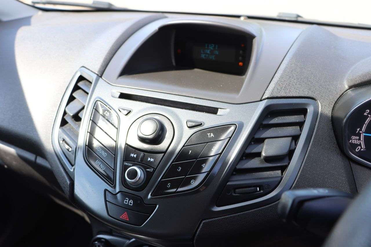 2015 FORD FIESTA 2015 FORD FIESTA