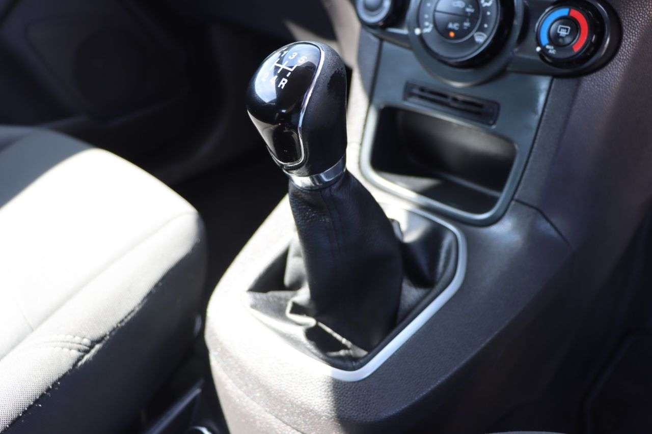 2015 FORD FIESTA 2015 FORD FIESTA