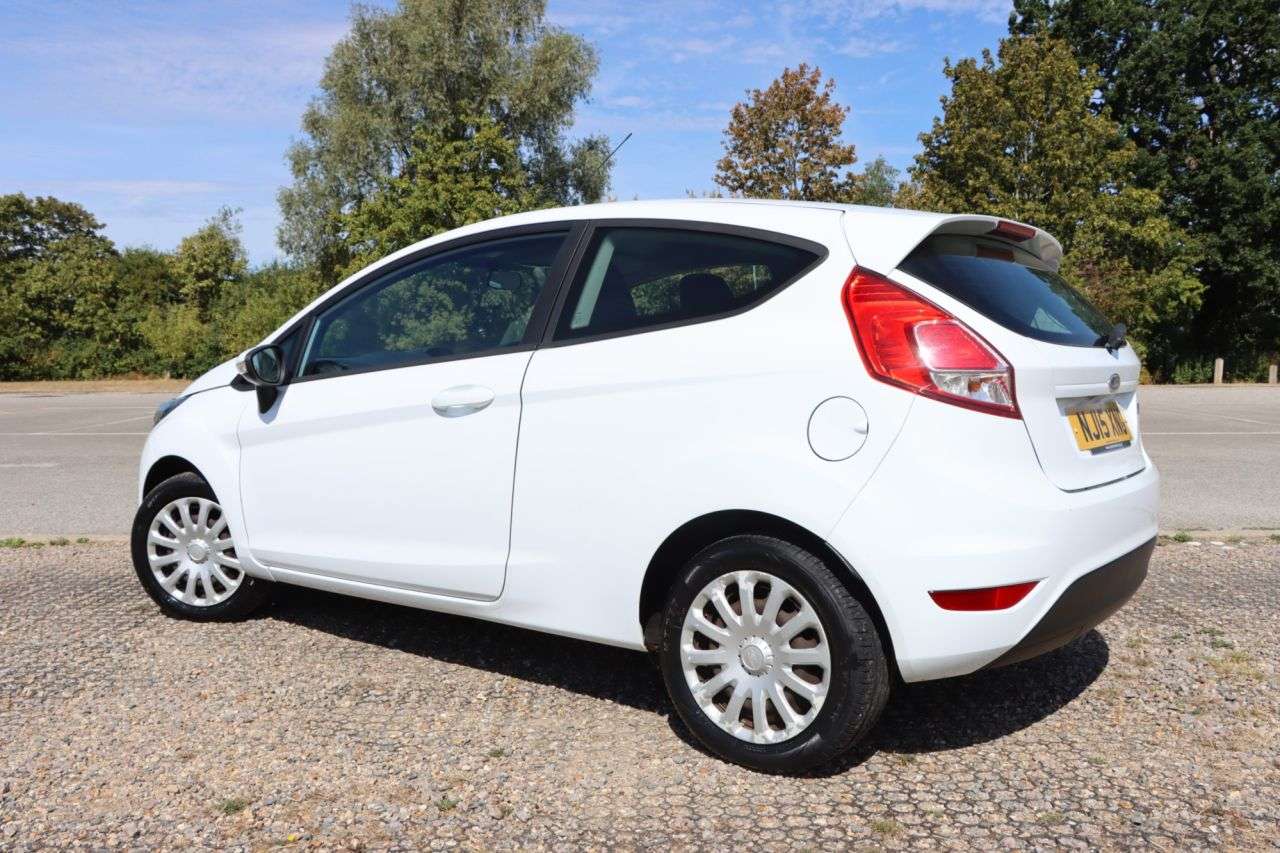 2015 FORD FIESTA 2015 FORD FIESTA
