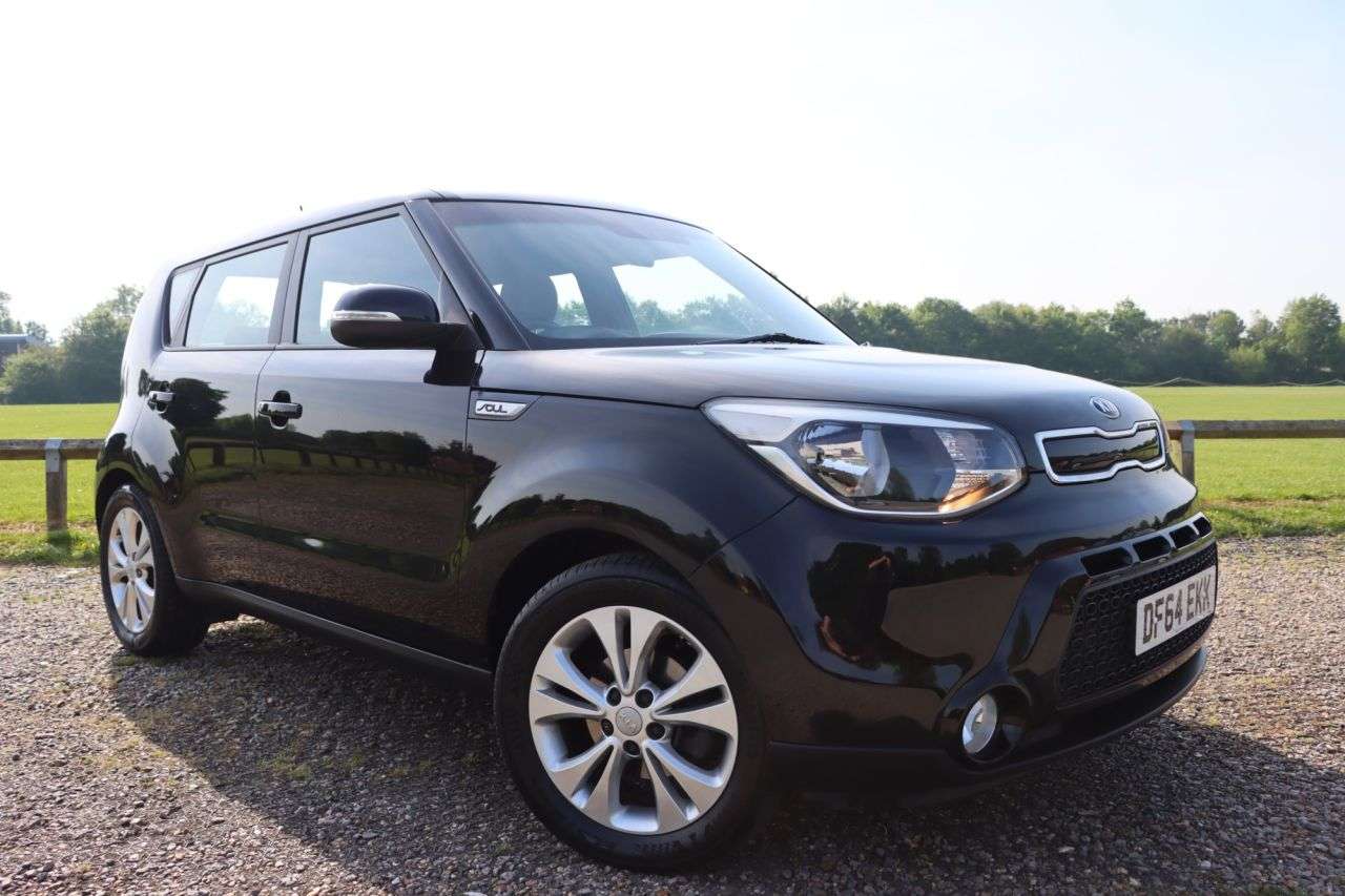 A 2014 KIA SOUL 1.6 CRDi Connect Plus SUV 5dr Diesel Manual Euro 5 (126 bhp) Just Serviced A 2014 KIA SOUL 1.6 CRDi Connect Plus SUV 5dr Diesel Manual Euro 5 (126 bhp) Just Serviced