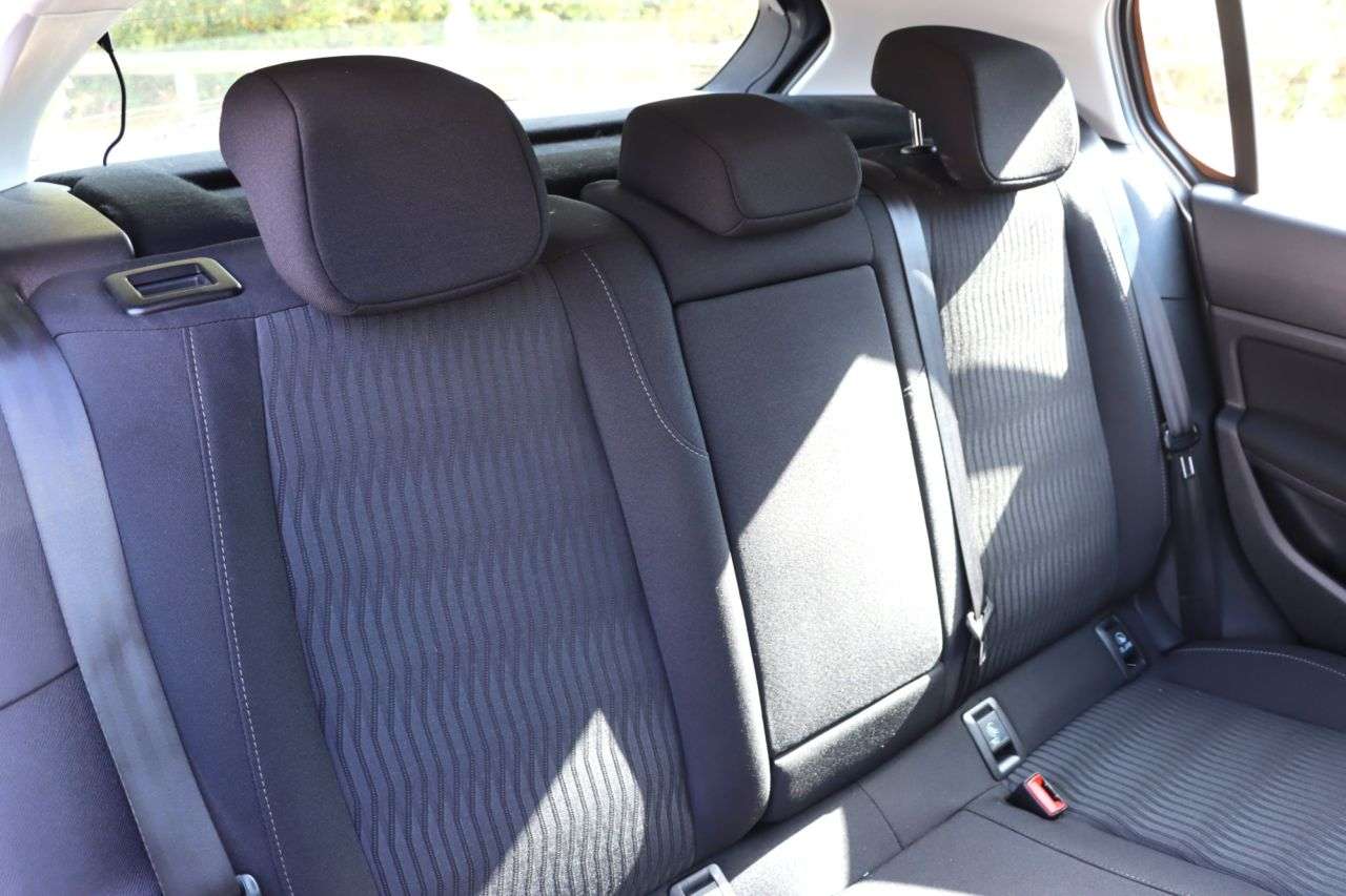 2015 PEUGEOT 308 2015 PEUGEOT 308