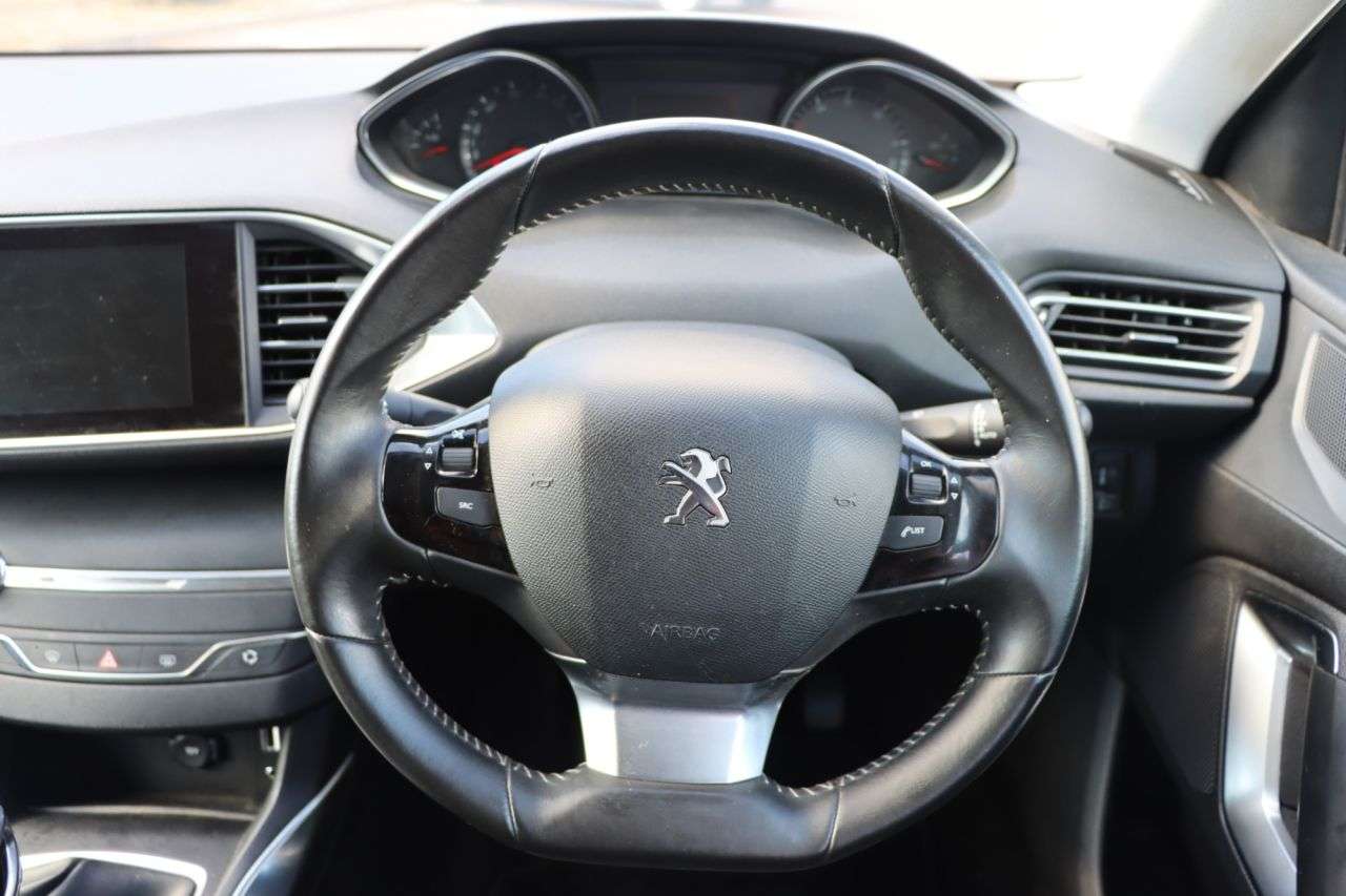 2015 PEUGEOT 308 2015 PEUGEOT 308