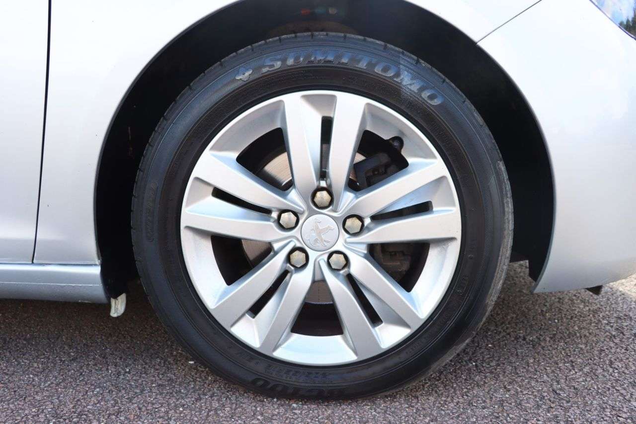 2015 PEUGEOT 308 2015 PEUGEOT 308