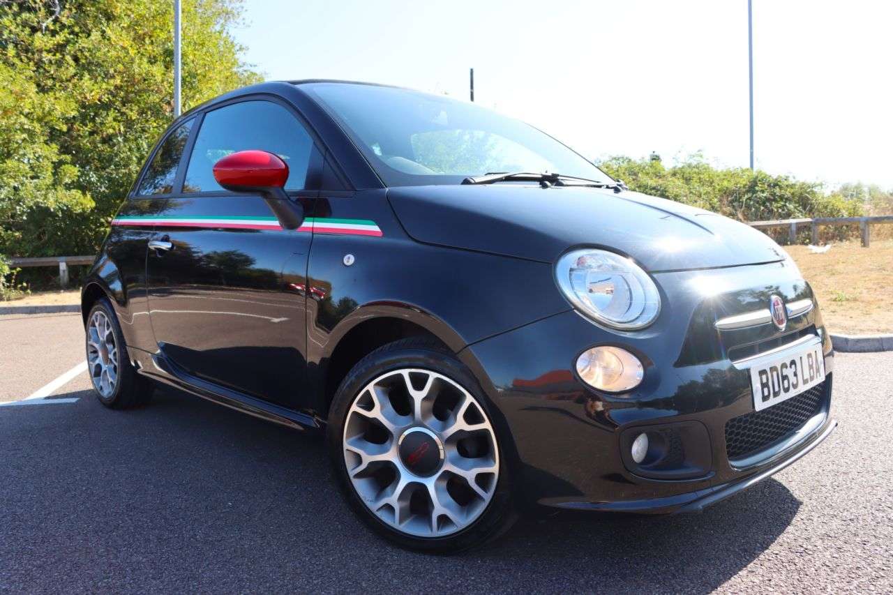 A 2014 FIAT 500C 1.2 S Convertible 2dr Petrol Manual Euro 6 (s/s) (69 bhp) Just Serviced Rea A 2014 FIAT 500C 1.2 S Convertible 2dr Petrol Manual Euro 6 (s/s) (69 bhp) Just Serviced Rea