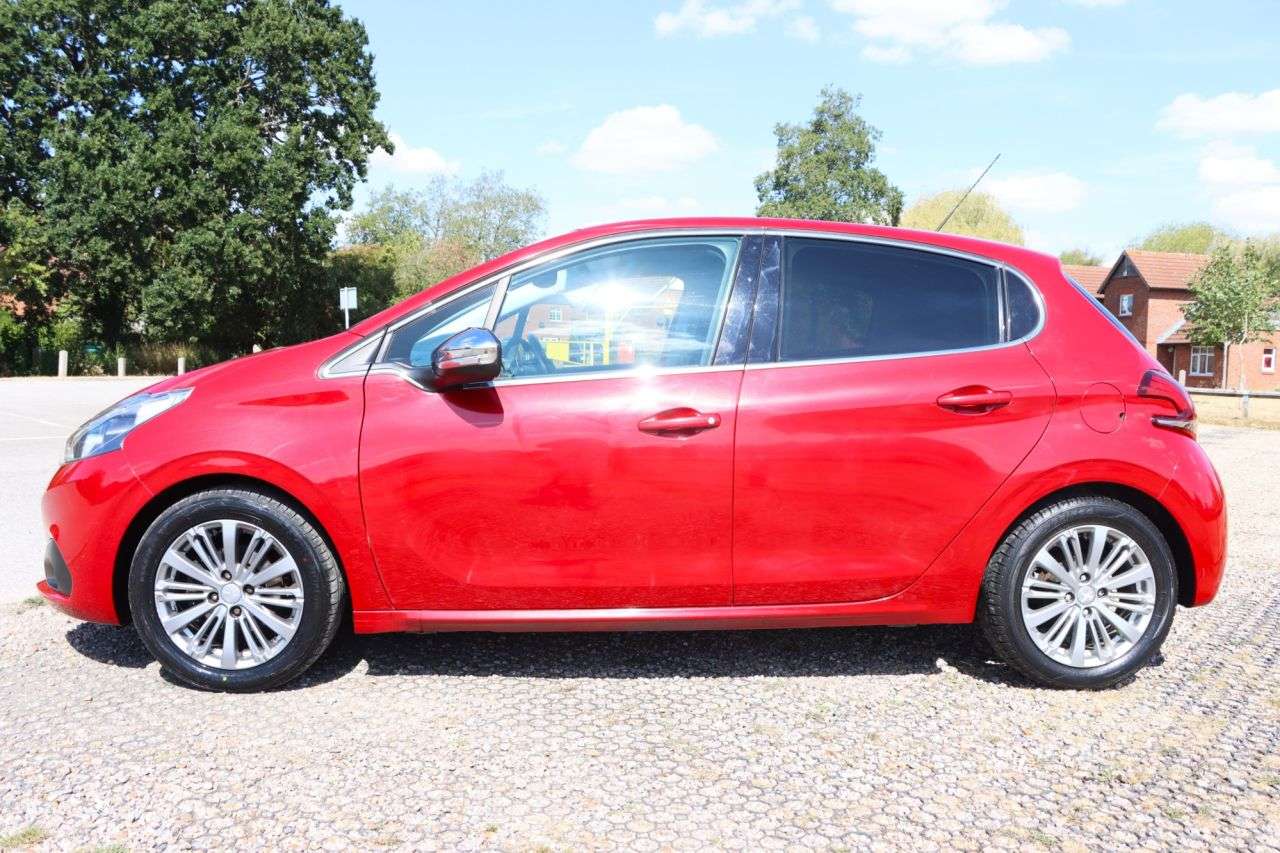 2016 PEUGEOT 208 2016 PEUGEOT 208