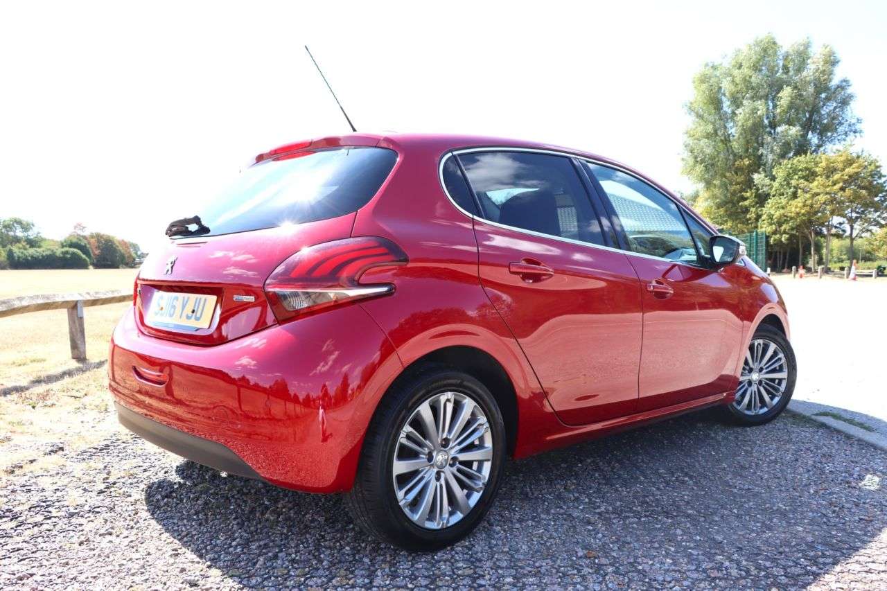 2016 PEUGEOT 208 2016 PEUGEOT 208