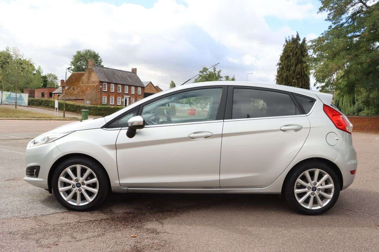 2015 FORD FIESTA 2015 FORD FIESTA