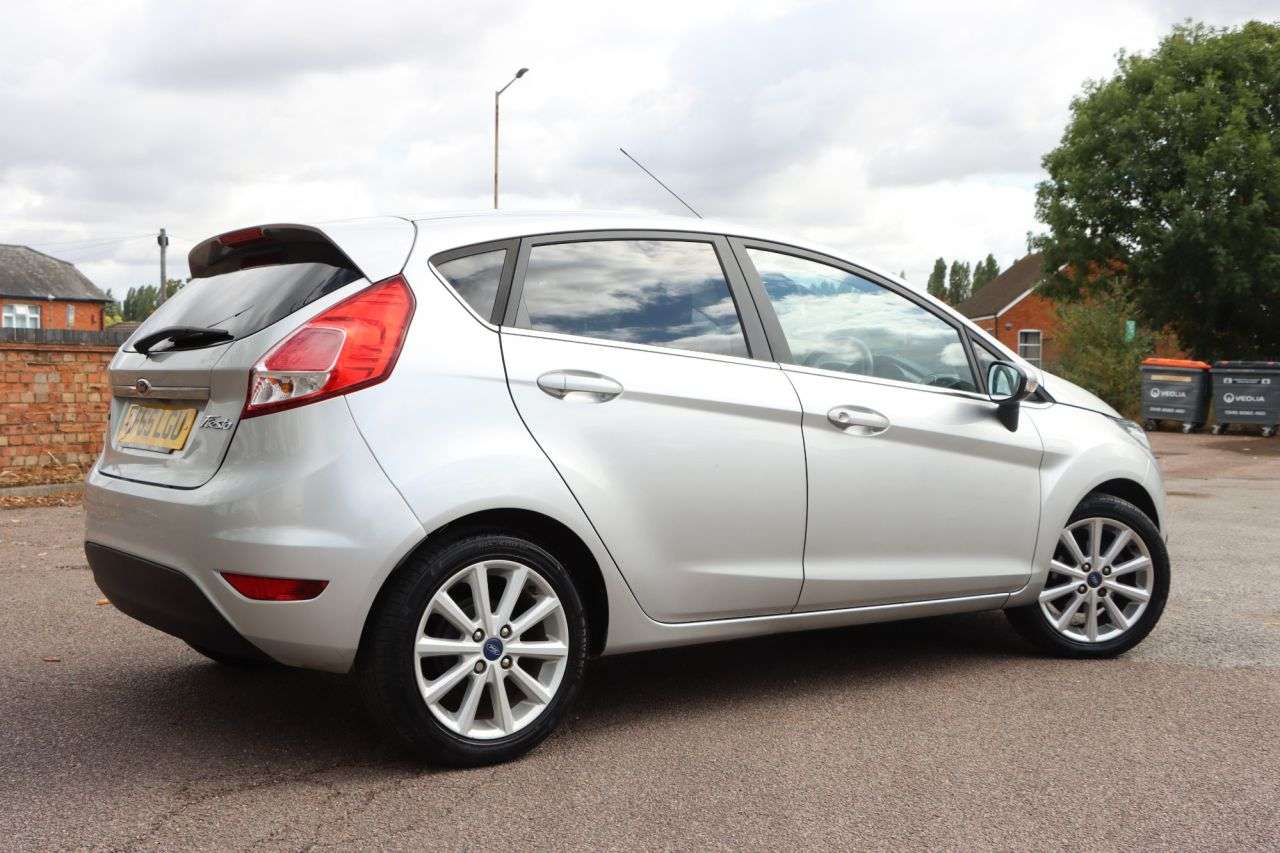 2015 FORD FIESTA 2015 FORD FIESTA