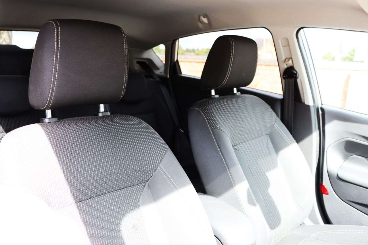 2015 FORD FIESTA 2015 FORD FIESTA