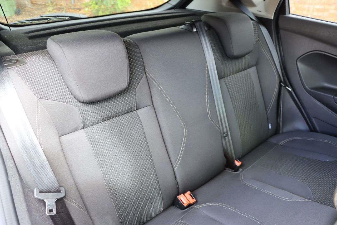 2015 FORD FIESTA 2015 FORD FIESTA
