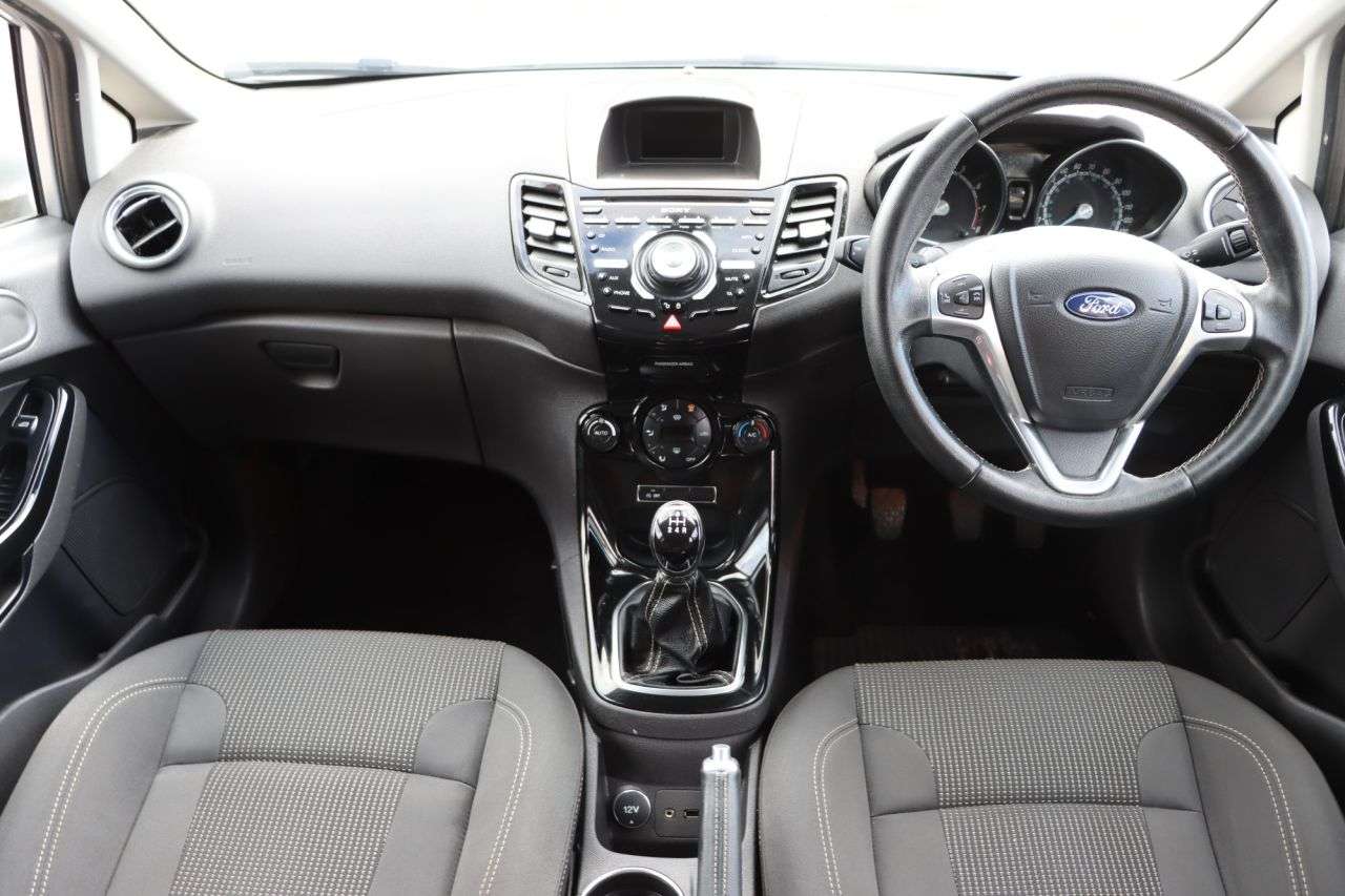 2015 FORD FIESTA 2015 FORD FIESTA