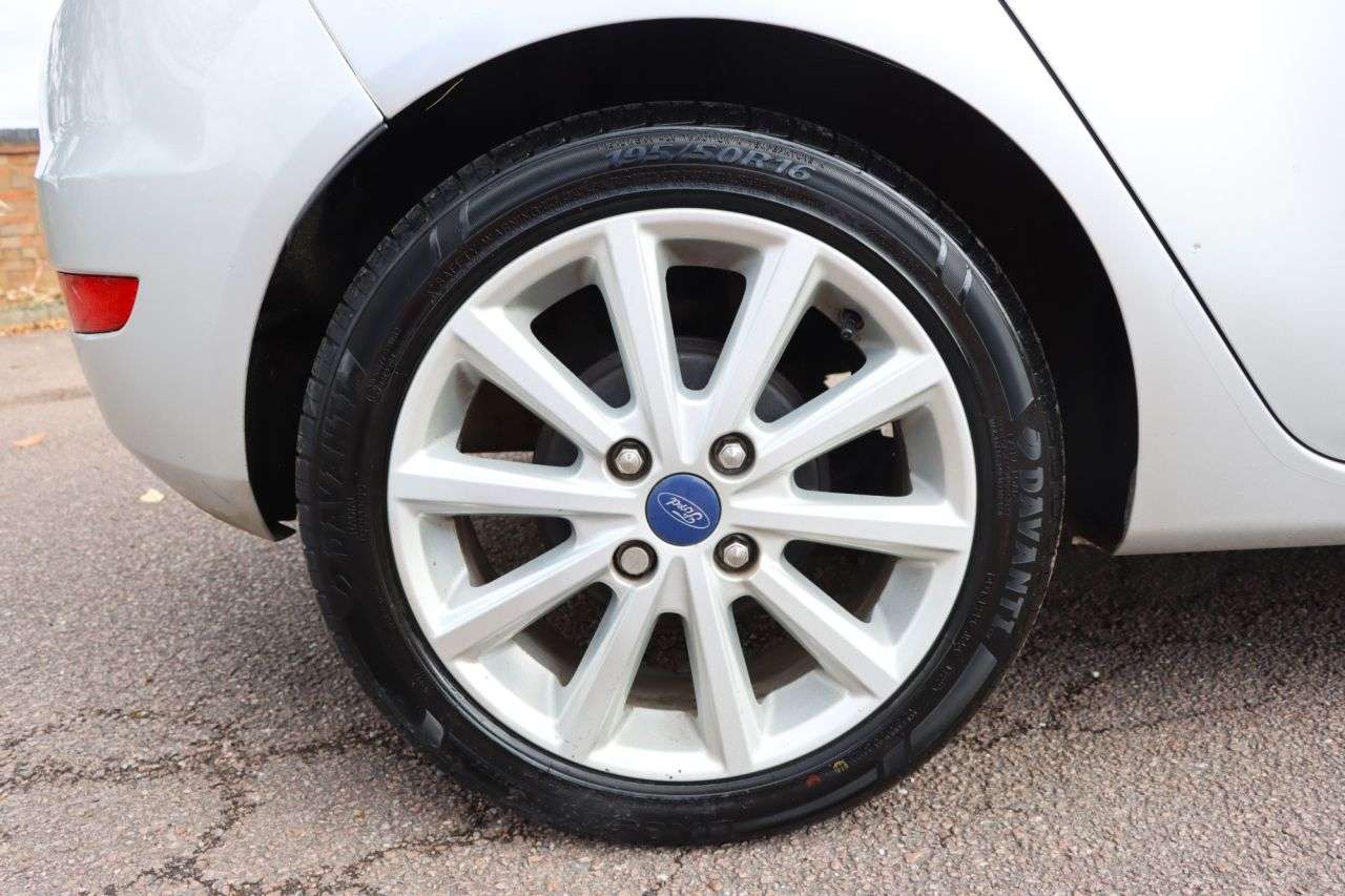 2015 FORD FIESTA 2015 FORD FIESTA