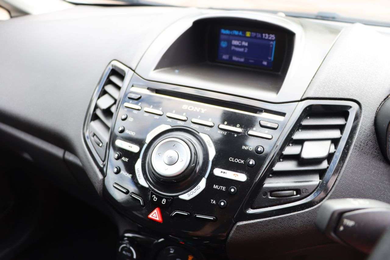 2015 FORD FIESTA 2015 FORD FIESTA