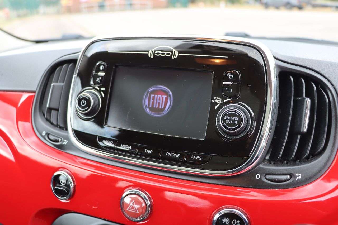 2017 FIAT 500 2017 FIAT 500