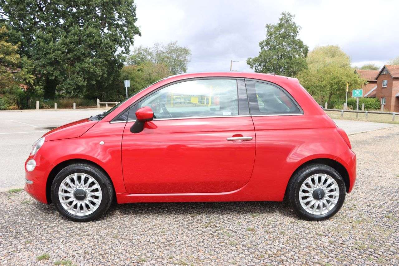 2017 FIAT 500 2017 FIAT 500