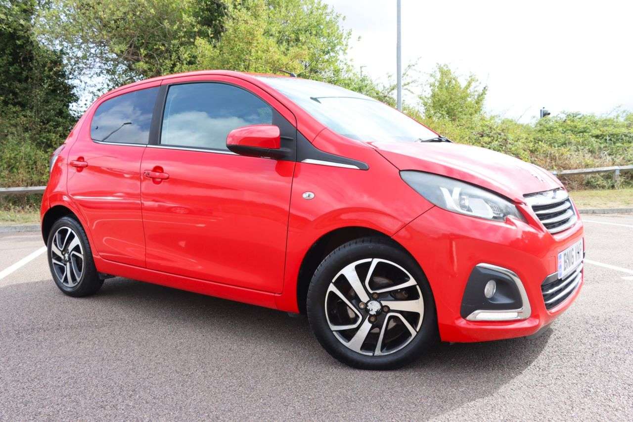 A 2016 PEUGEOT 108 1.2 PureTech Allure Hatchback 5dr Petrol Manual Euro 6 (82 ps) Just Service A 2016 PEUGEOT 108 1.2 PureTech Allure Hatchback 5dr Petrol Manual Euro 6 (82 ps) Just Service