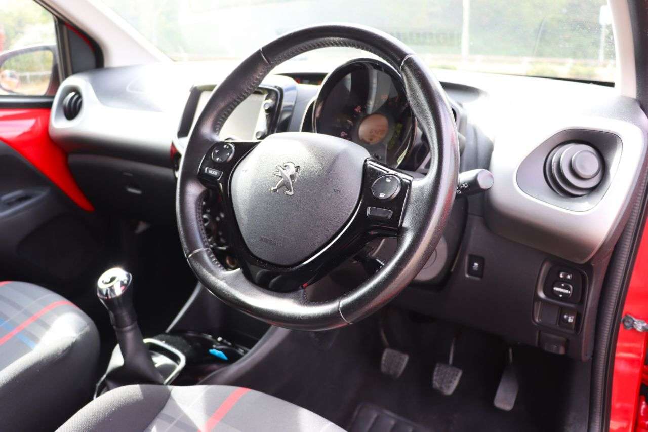 2016 PEUGEOT 108 2016 PEUGEOT 108