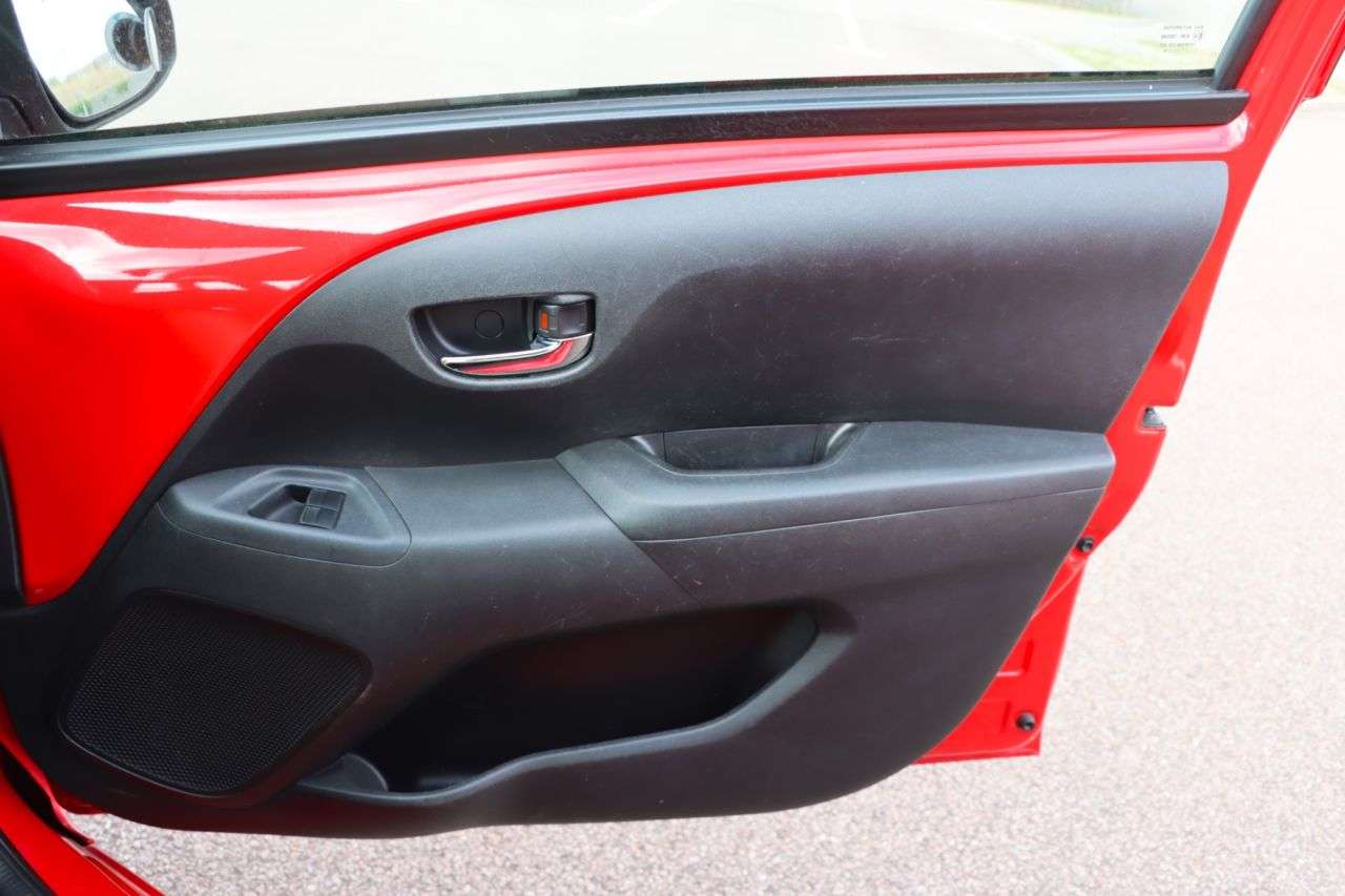 2016 PEUGEOT 108 2016 PEUGEOT 108