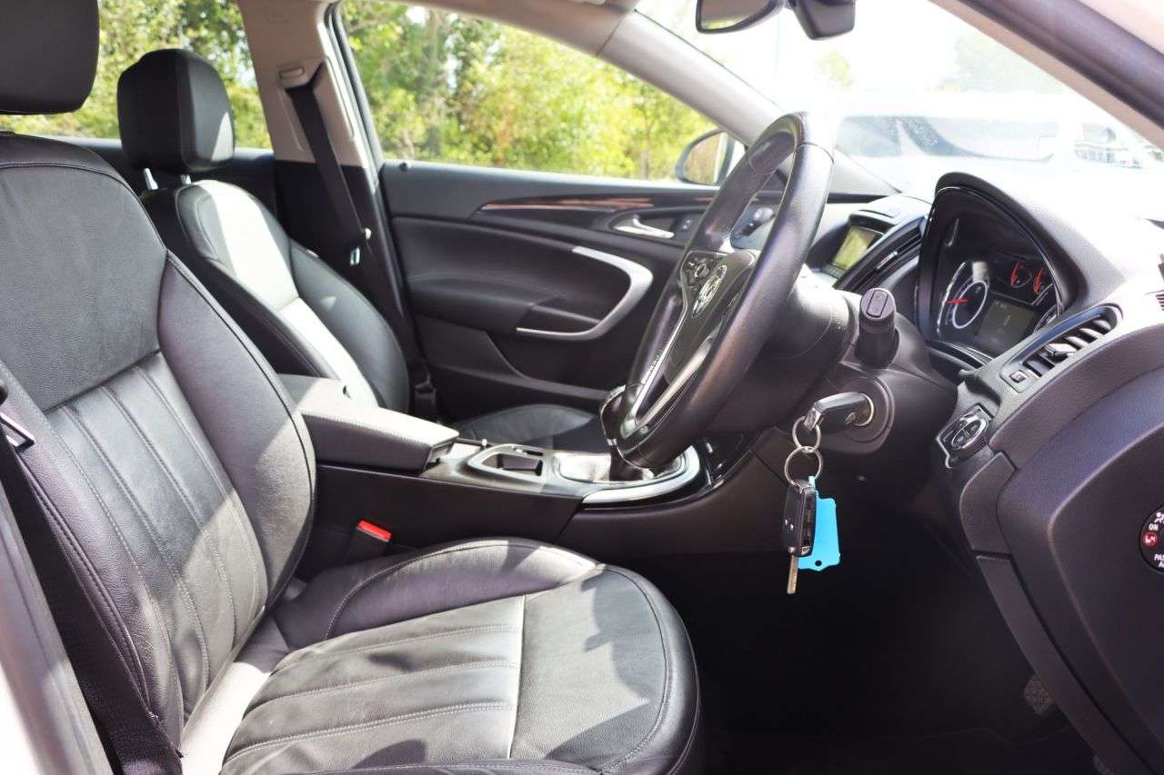 2015 VAUXHALL INSIGNIA 2015 VAUXHALL INSIGNIA