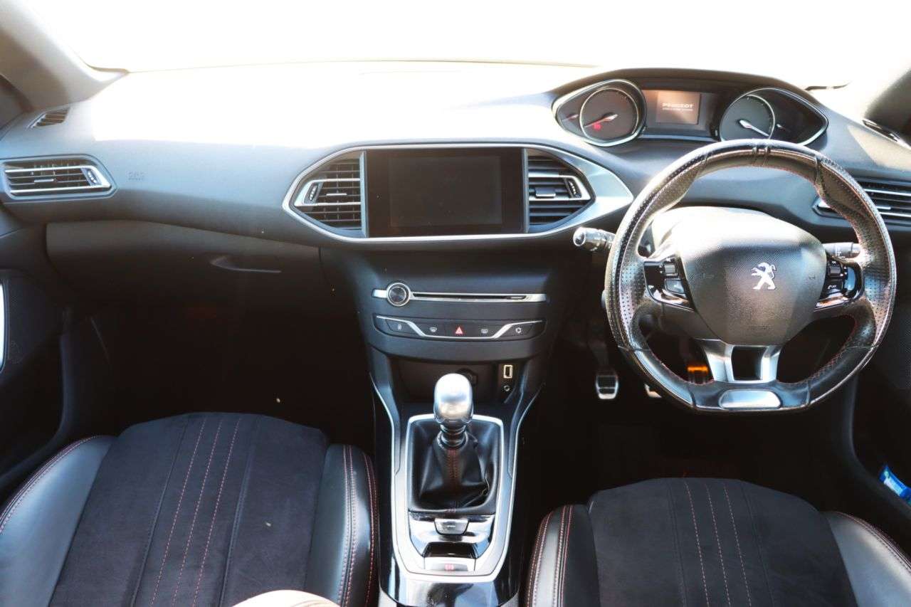 2015 PEUGEOT 308 2015 PEUGEOT 308