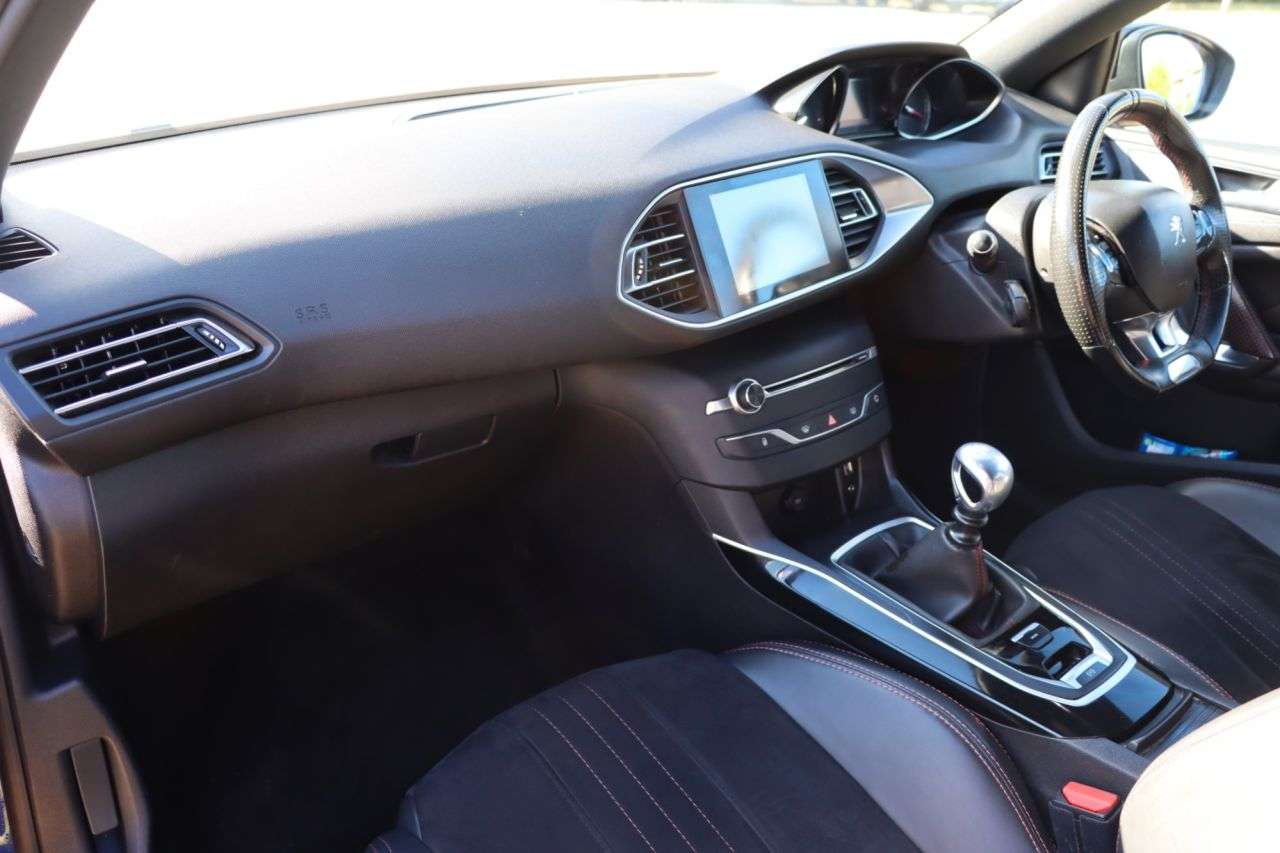 2015 PEUGEOT 308 2015 PEUGEOT 308