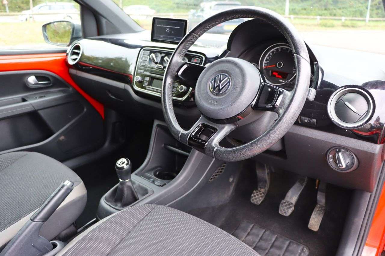 2016 VOLKSWAGEN UP! 2016 VOLKSWAGEN UP!