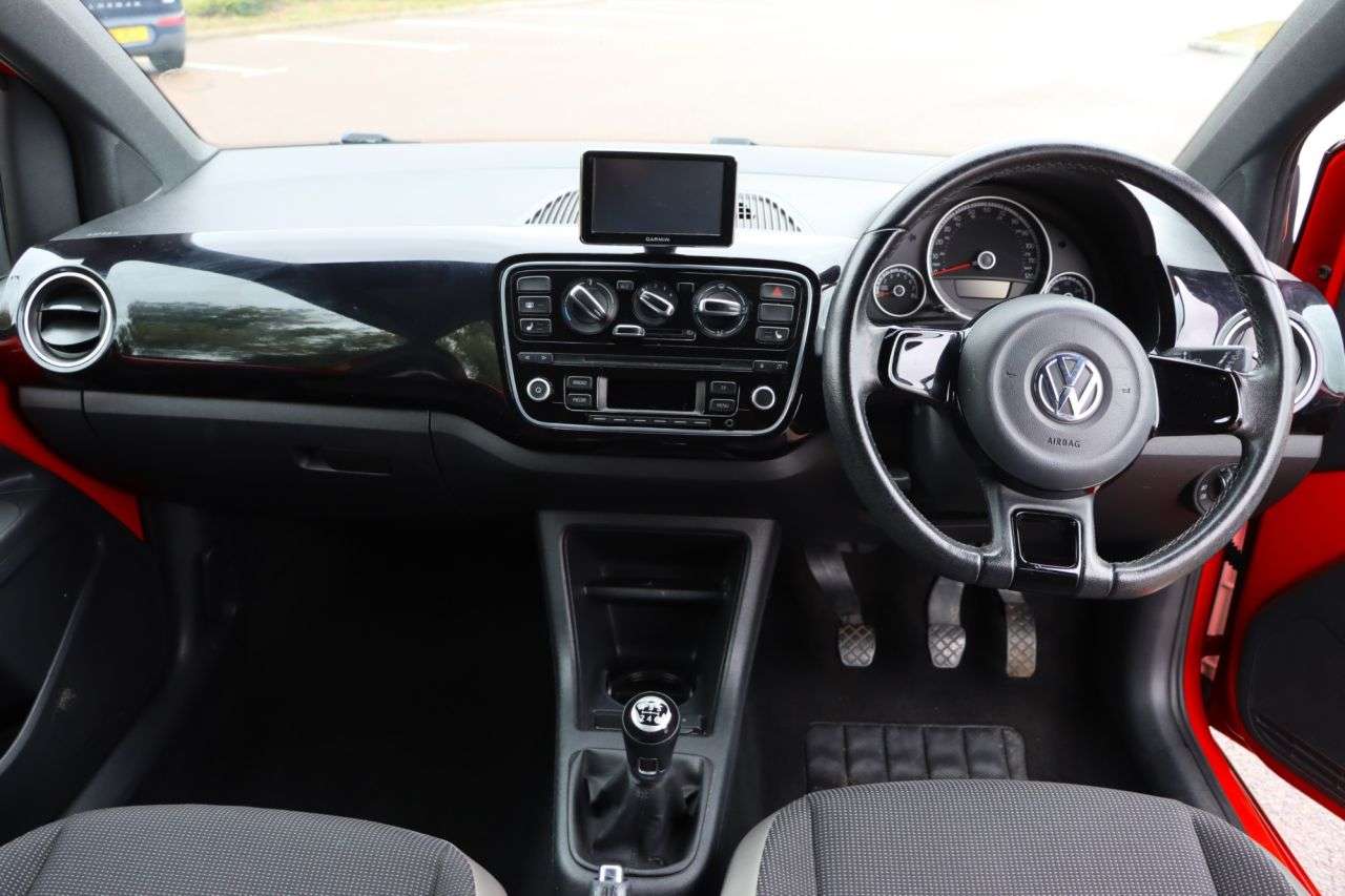 2016 VOLKSWAGEN UP! 2016 VOLKSWAGEN UP!