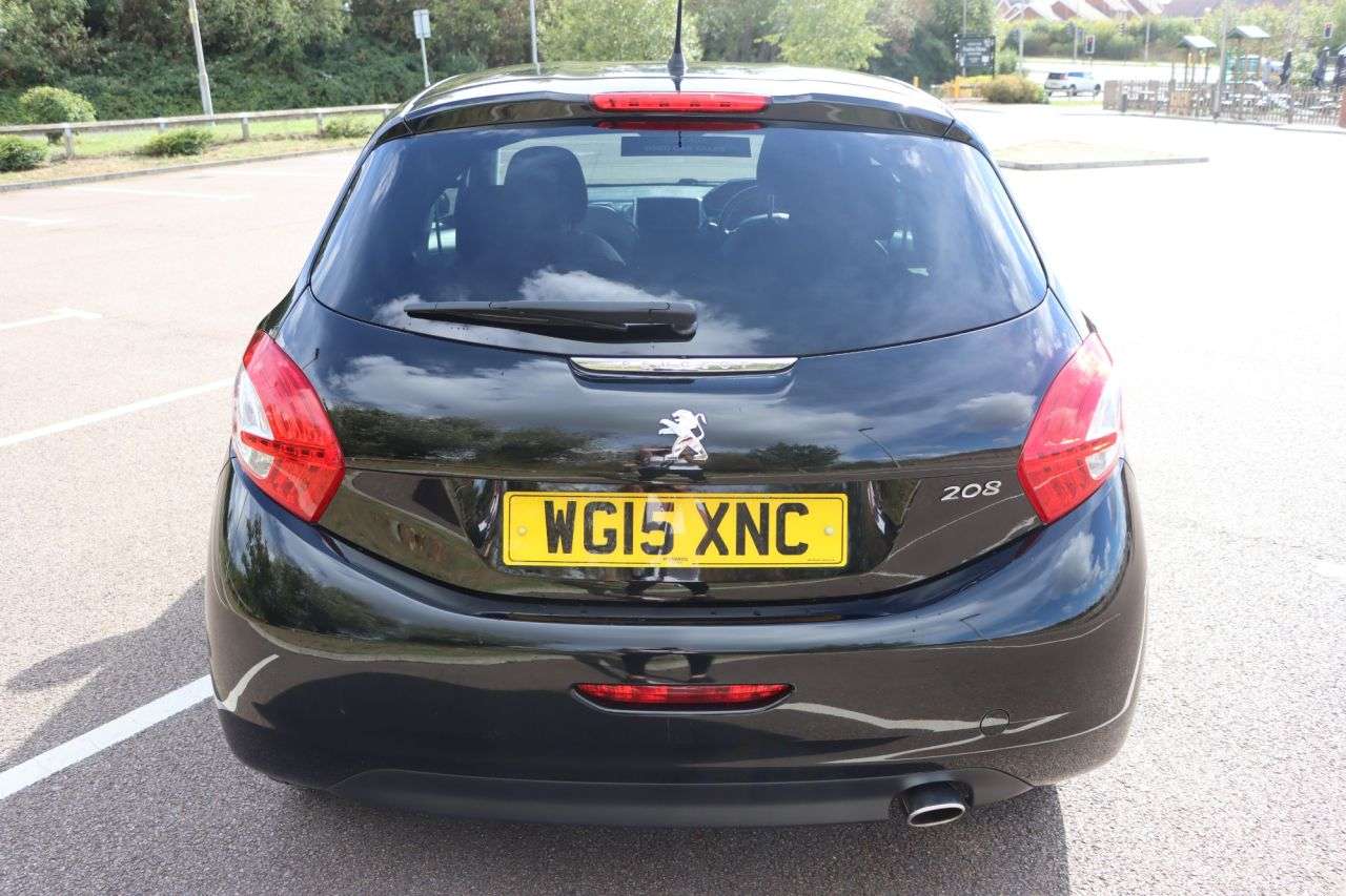2015 PEUGEOT 208 2015 PEUGEOT 208