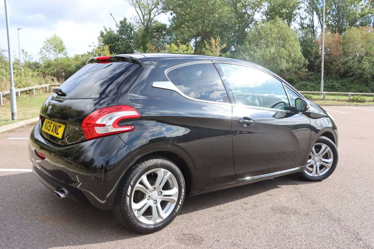 2015 PEUGEOT 208 2015 PEUGEOT 208