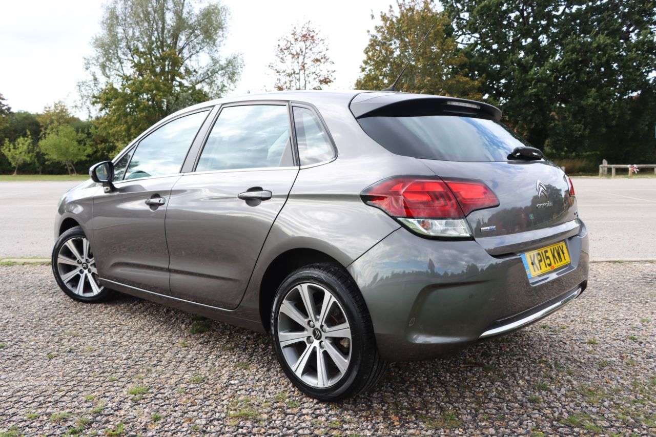 A 2015 CITROEN C4 1.6 BlueHDi Flair Hatchback 5dr Diesel Manual Euro 6 (s/s) (120 ps) Just Se A 2015 CITROEN C4 1.6 BlueHDi Flair Hatchback 5dr Diesel Manual Euro 6 (s/s) (120 ps) Just Se