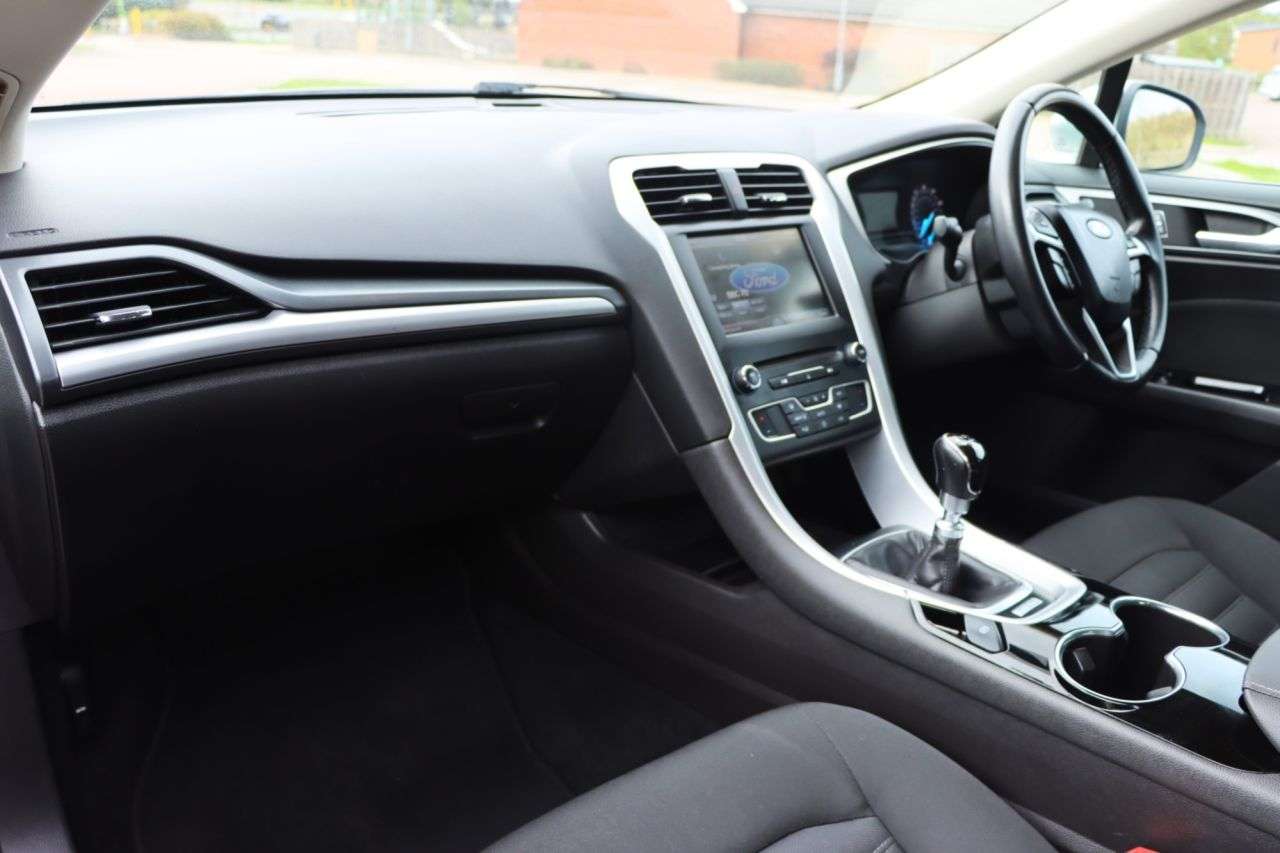 2015 FORD MONDEO 2015 FORD MONDEO