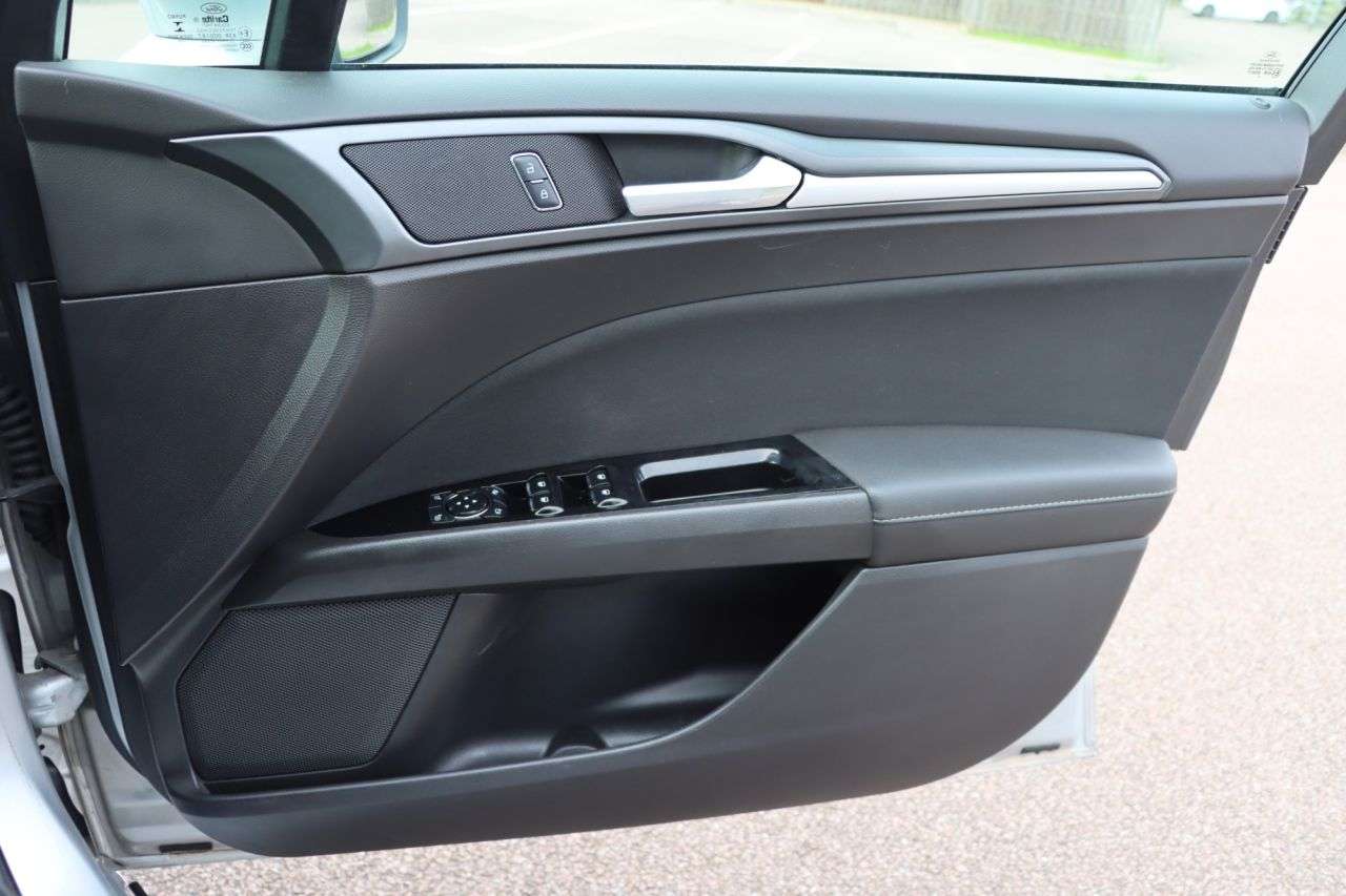 2015 FORD MONDEO 2015 FORD MONDEO