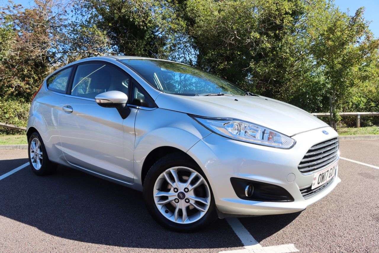A 2017 FORD FIESTA 1.0T EcoBoost Zetec Hatchback 3dr Petrol Manual Euro 6 (s/s) (100 ps) Just A 2017 FORD FIESTA 1.0T EcoBoost Zetec Hatchback 3dr Petrol Manual Euro 6 (s/s) (100 ps) Just