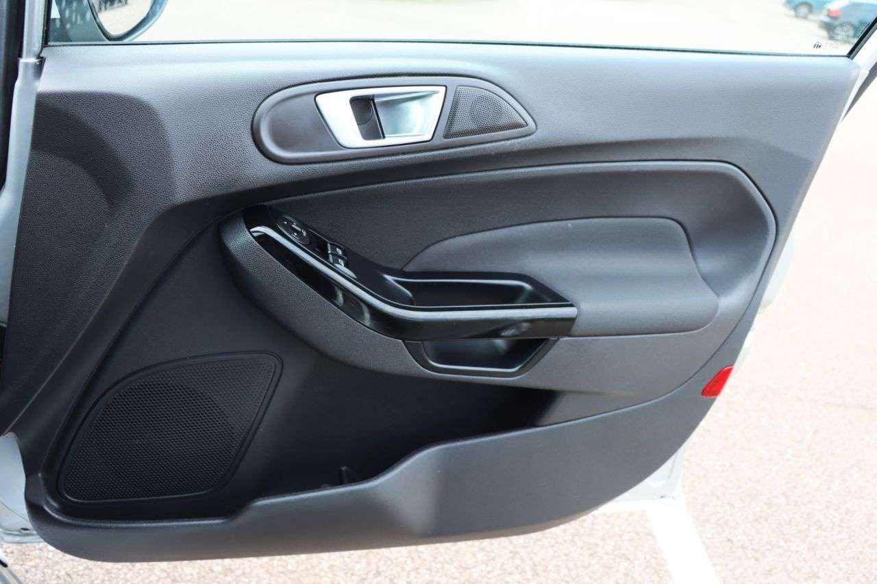 2016 FORD FIESTA 2016 FORD FIESTA