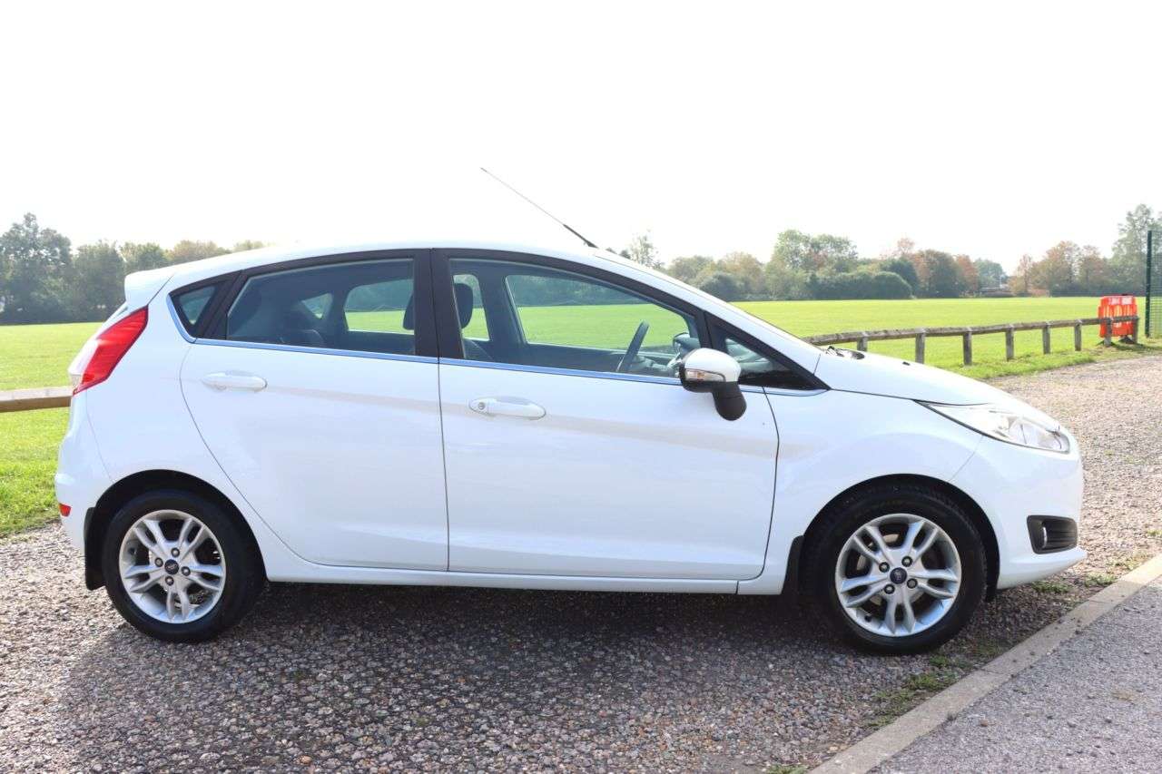 2015 FORD FIESTA 2015 FORD FIESTA