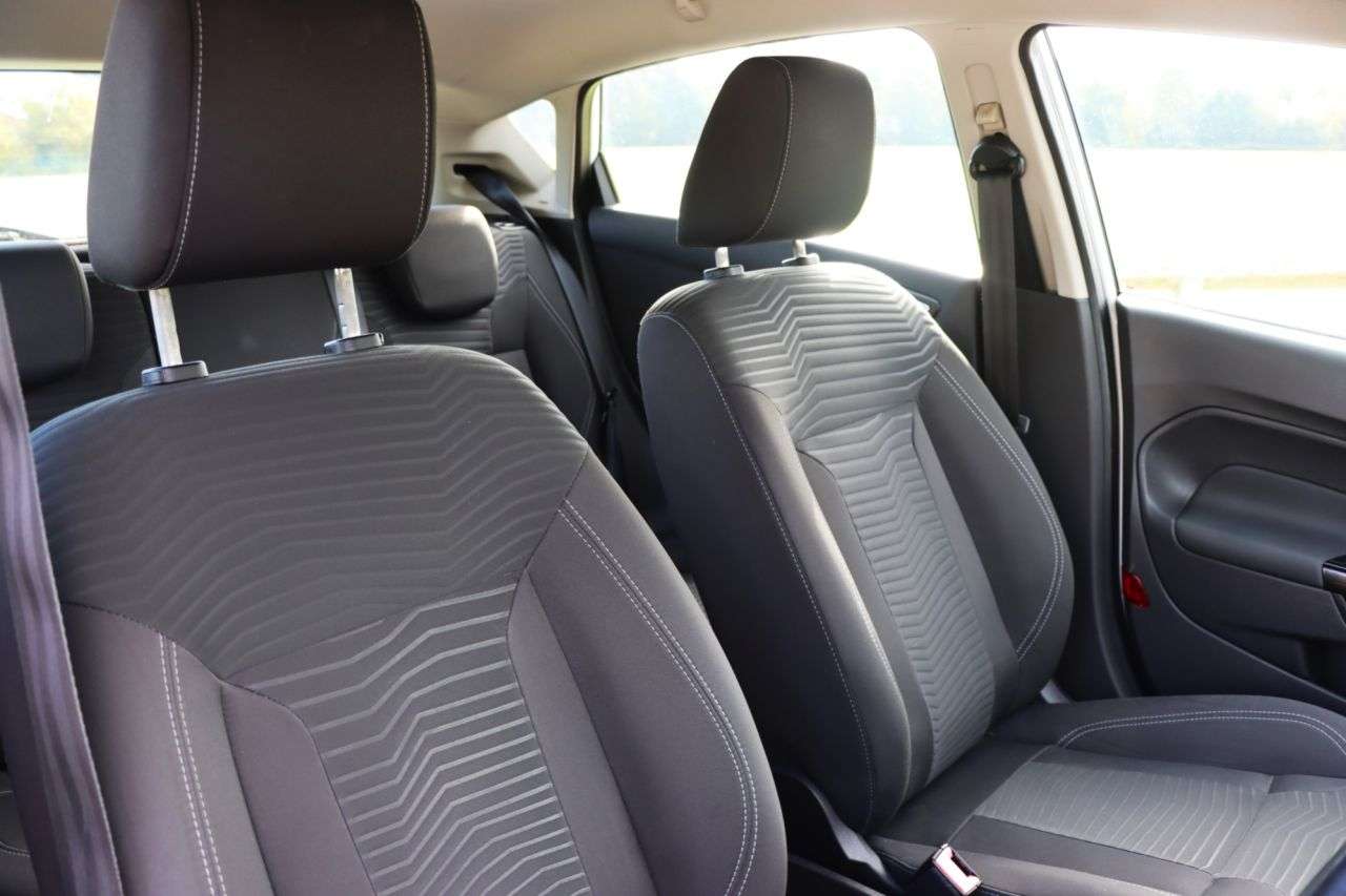 2015 FORD FIESTA 2015 FORD FIESTA