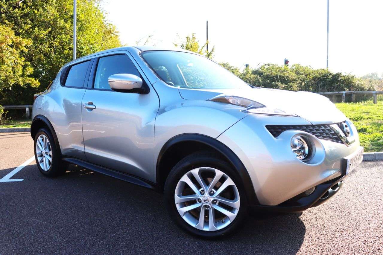 A 2016 NISSAN JUKE 1.2 DIG-T Acenta SUV 5dr Petrol Manual Euro 6 (s/s) (115 ps) Just Serviced A 2016 NISSAN JUKE 1.2 DIG-T Acenta SUV 5dr Petrol Manual Euro 6 (s/s) (115 ps) Just Serviced