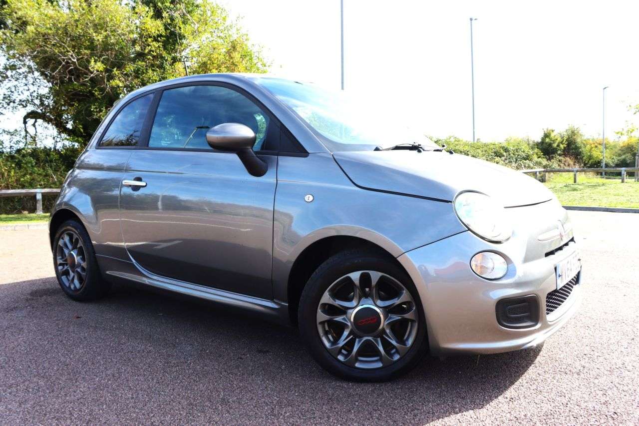 A 2014 FIAT 500 1.2 S Hatchback 3dr Petrol Manual Euro 6 (s/s) (69 bhp) Just Serviced Ready A 2014 FIAT 500 1.2 S Hatchback 3dr Petrol Manual Euro 6 (s/s) (69 bhp) Just Serviced Ready
