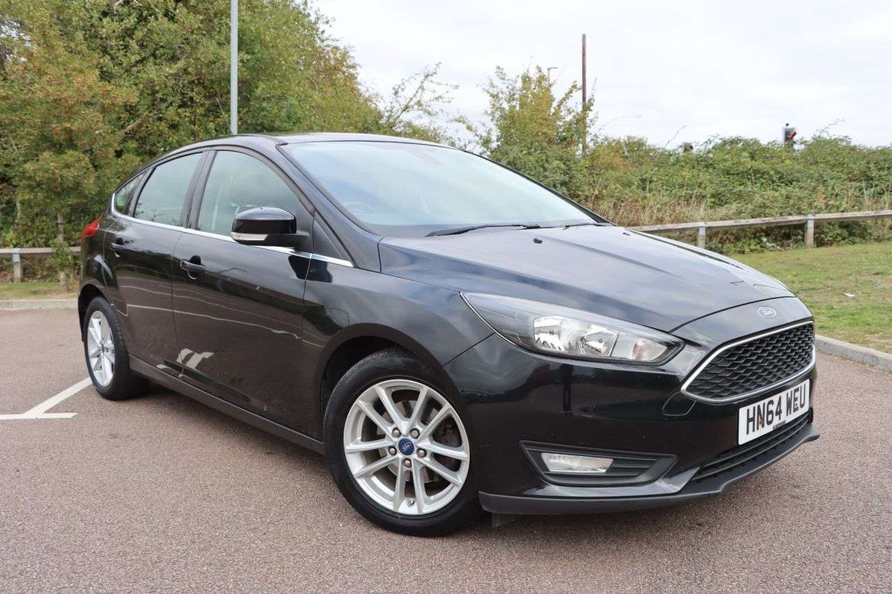 A 2014 FORD FOCUS 1.5 TDCi Zetec Hatchback 5dr Diesel Manual Euro 6 (s/s) (120 ps) Just Servi A 2014 FORD FOCUS 1.5 TDCi Zetec Hatchback 5dr Diesel Manual Euro 6 (s/s) (120 ps) Just Servi
