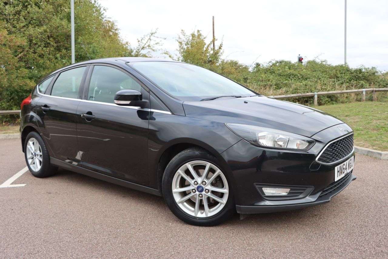 A 2014 FORD FOCUS 1.5 TDCi Zetec Hatchback 5dr Diesel Manual Euro 6 (s/s) (120 ps) Just Servi A 2014 FORD FOCUS 1.5 TDCi Zetec Hatchback 5dr Diesel Manual Euro 6 (s/s) (120 ps) Just Servi