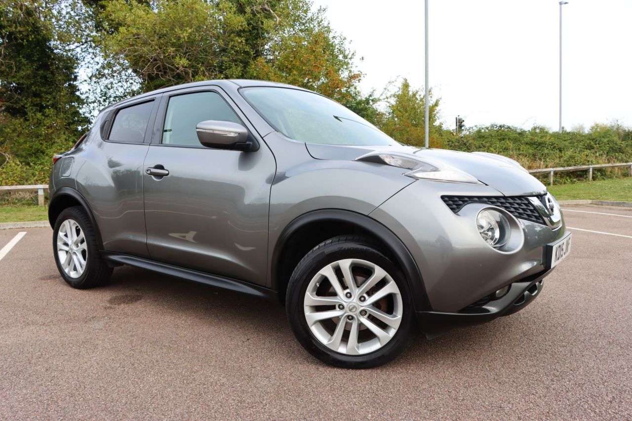 A 2015 NISSAN JUKE 1.2 DIG-T Acenta SUV 5dr Petrol Manual Euro 6 (s/s) (115 ps) Just Serviced A 2015 NISSAN JUKE 1.2 DIG-T Acenta SUV 5dr Petrol Manual Euro 6 (s/s) (115 ps) Just Serviced