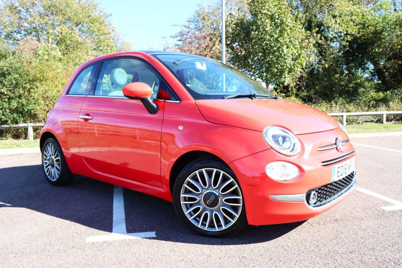 A 2016 FIAT 500 0.9 TwinAir Lounge Hatchback 3dr Petrol Manual Euro 6 (s/s) (105 ps) Just S A 2016 FIAT 500 0.9 TwinAir Lounge Hatchback 3dr Petrol Manual Euro 6 (s/s) (105 ps) Just S