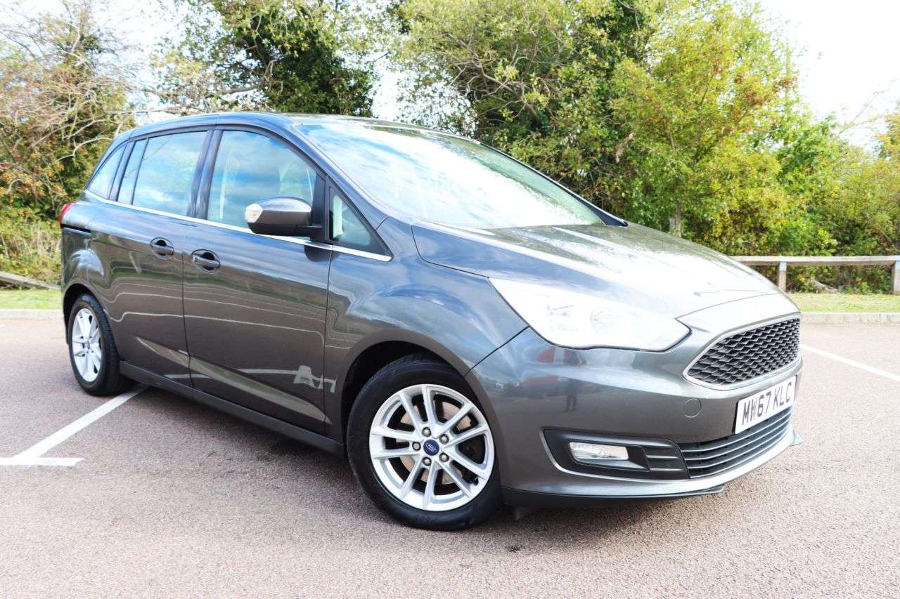 A 2017 FORD GRAND C-MAX 1.0T EcoBoost Zetec MPV 5dr Petrol Manual Euro 6 (s/s) (125 ps) Just Servic A 2017 FORD GRAND C-MAX 1.0T EcoBoost Zetec MPV 5dr Petrol Manual Euro 6 (s/s) (125 ps) Just Servic