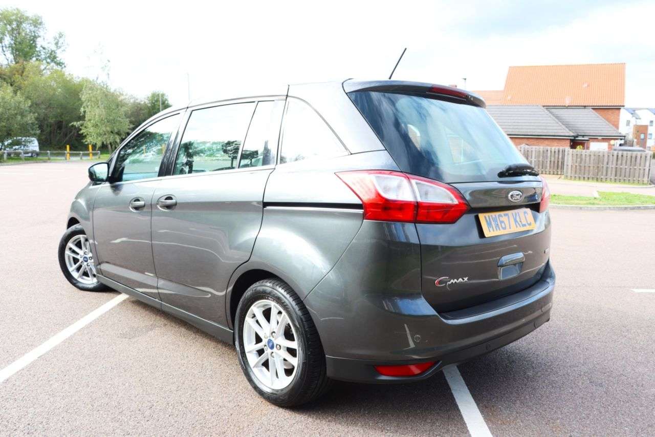 A 2017 FORD GRAND C-MAX 1.0T EcoBoost Zetec MPV 5dr Petrol Manual Euro 6 (s/s) (125 ps) Just Servic A 2017 FORD GRAND C-MAX 1.0T EcoBoost Zetec MPV 5dr Petrol Manual Euro 6 (s/s) (125 ps) Just Servic