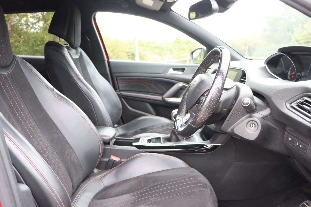 2015 PEUGEOT 308 2015 PEUGEOT 308