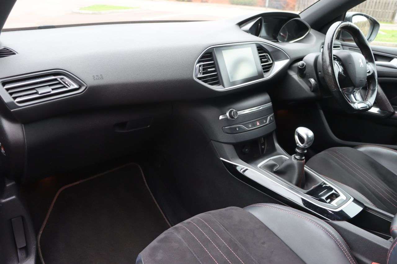 2015 PEUGEOT 308 2015 PEUGEOT 308