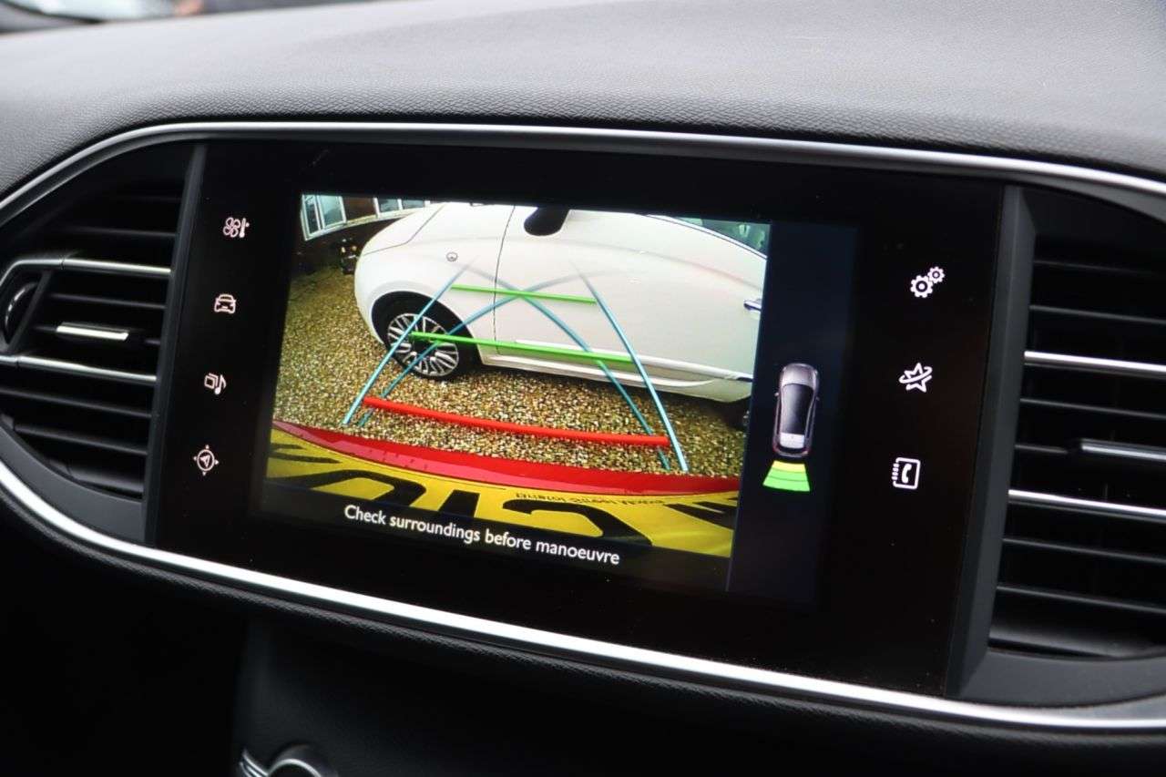 2015 PEUGEOT 308 2015 PEUGEOT 308